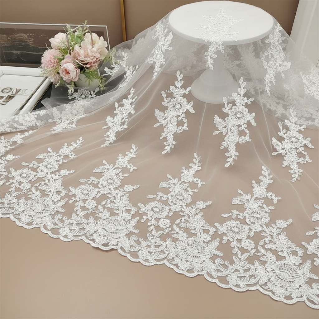 Dentelle polyester brodée – Tissu couture mariage