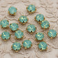 strass vert jade, griffe métal doré a coudre 